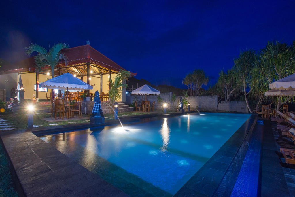 Twilight Ceningan Hotel Lembongan Quarto foto