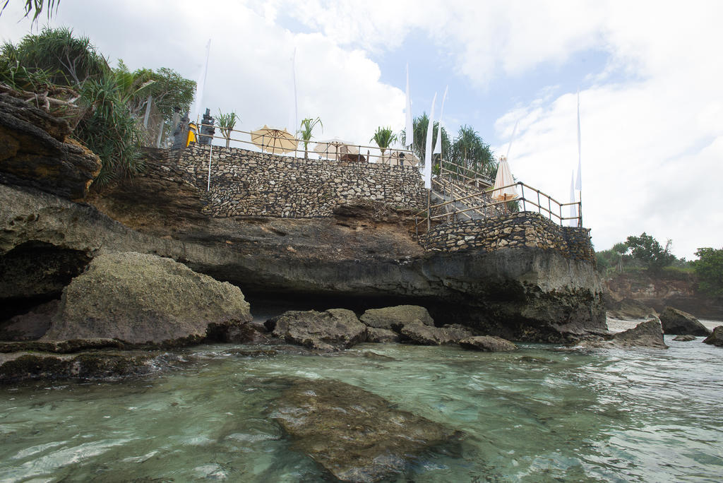 Twilight Ceningan Hotel Lembongan Exterior foto