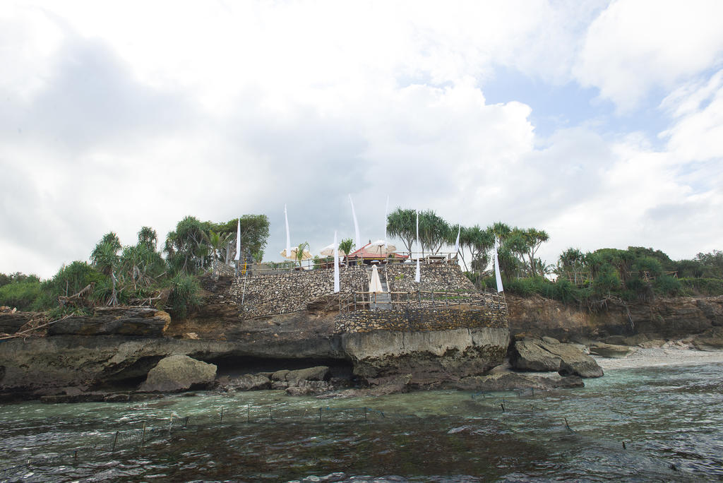 Twilight Ceningan Hotel Lembongan Exterior foto